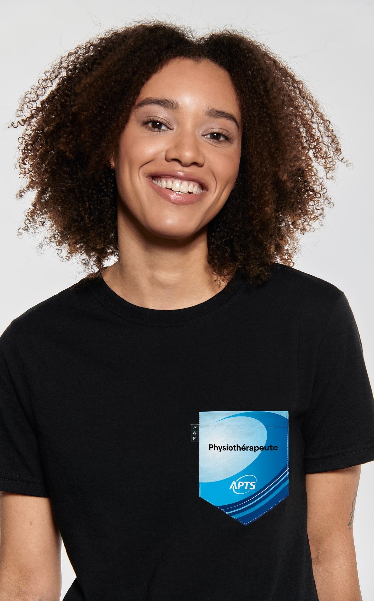 T-shirt coupe Boyfriend à poche APTS - Physiothérapeute